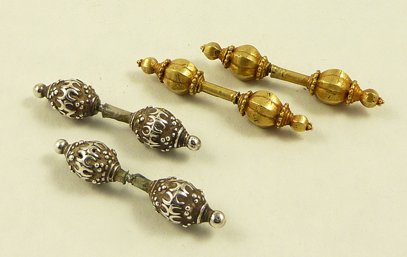 Sri Lanka ear ornaments