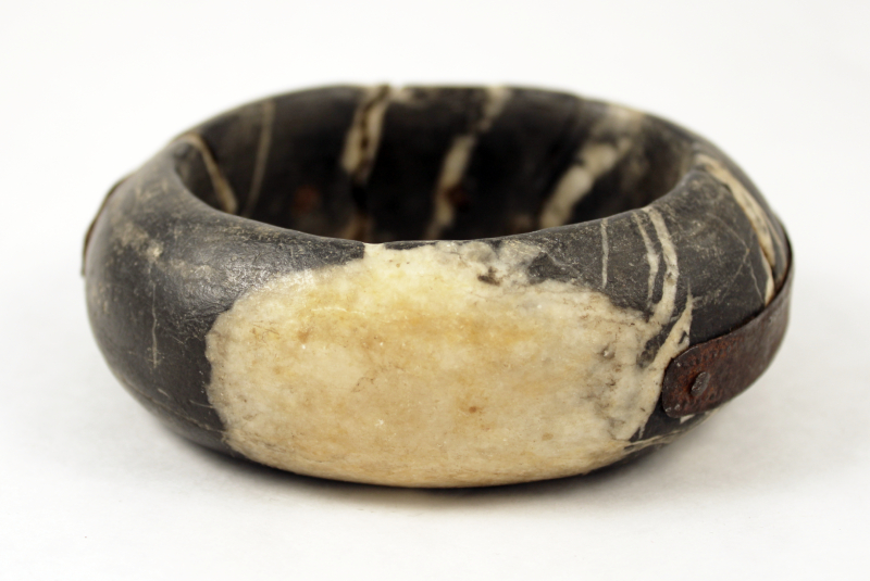 WA123g- Dogon hombori stone bracelet(1) Dogon-hombori-stone-bracelet