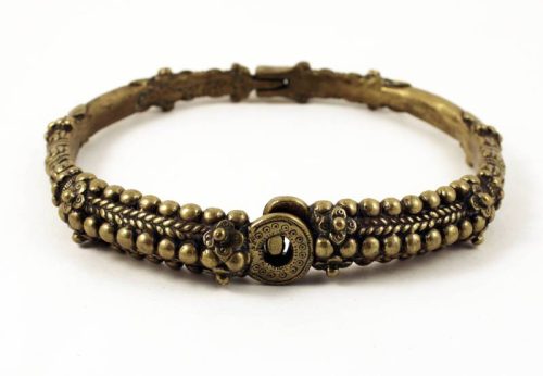 Odisha-bronze-neck-ornament